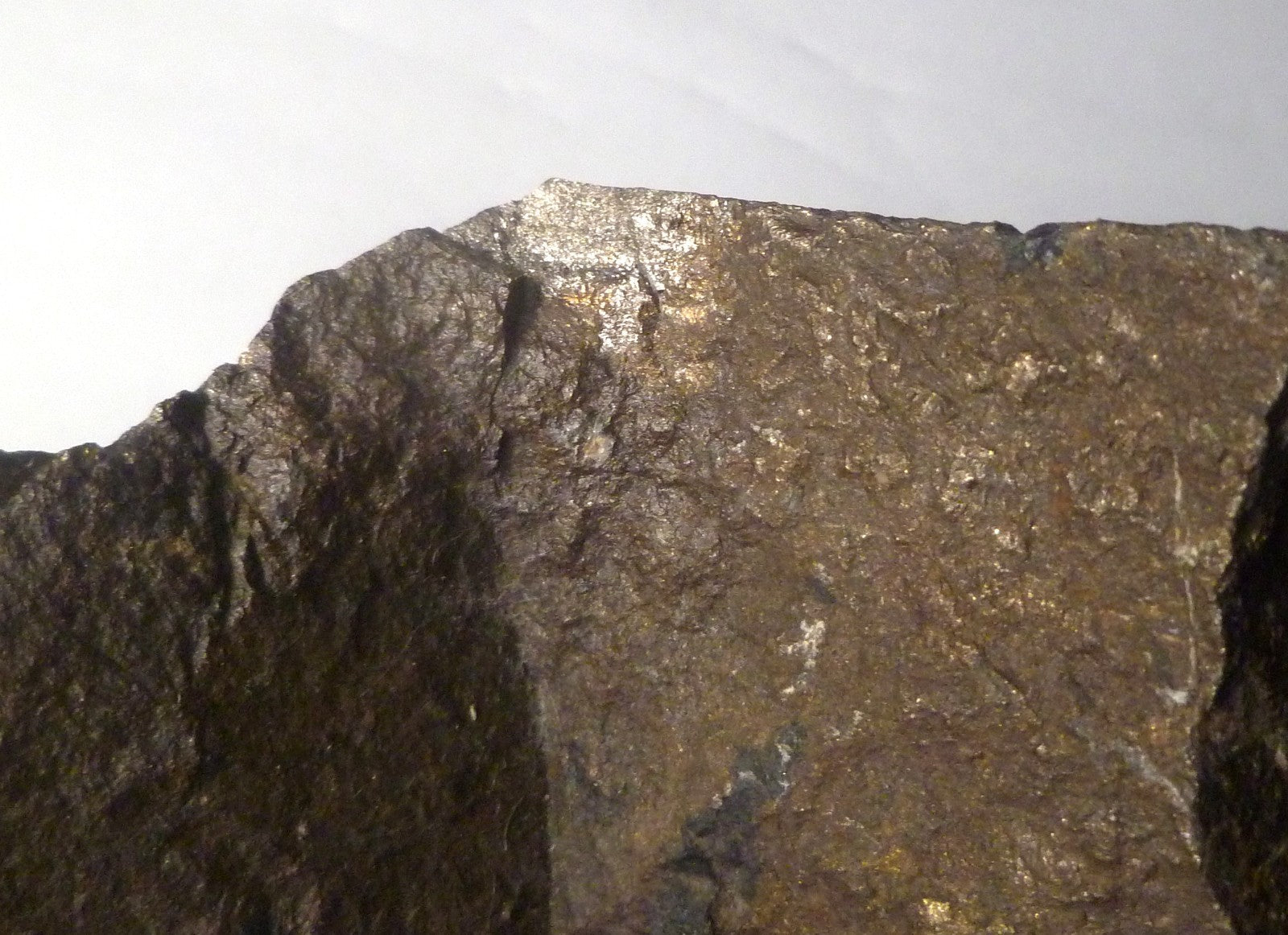 Natural Gold,Silver,Nickel, Pyrite Ore 3lbs 2oz