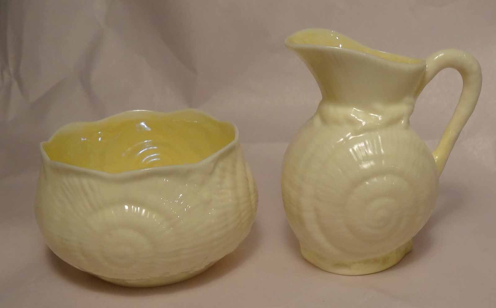 CUTE! BELLEEK Snail Pattern Creamer Sugar Mark 1955 - 65 IRELAND Fermanagh