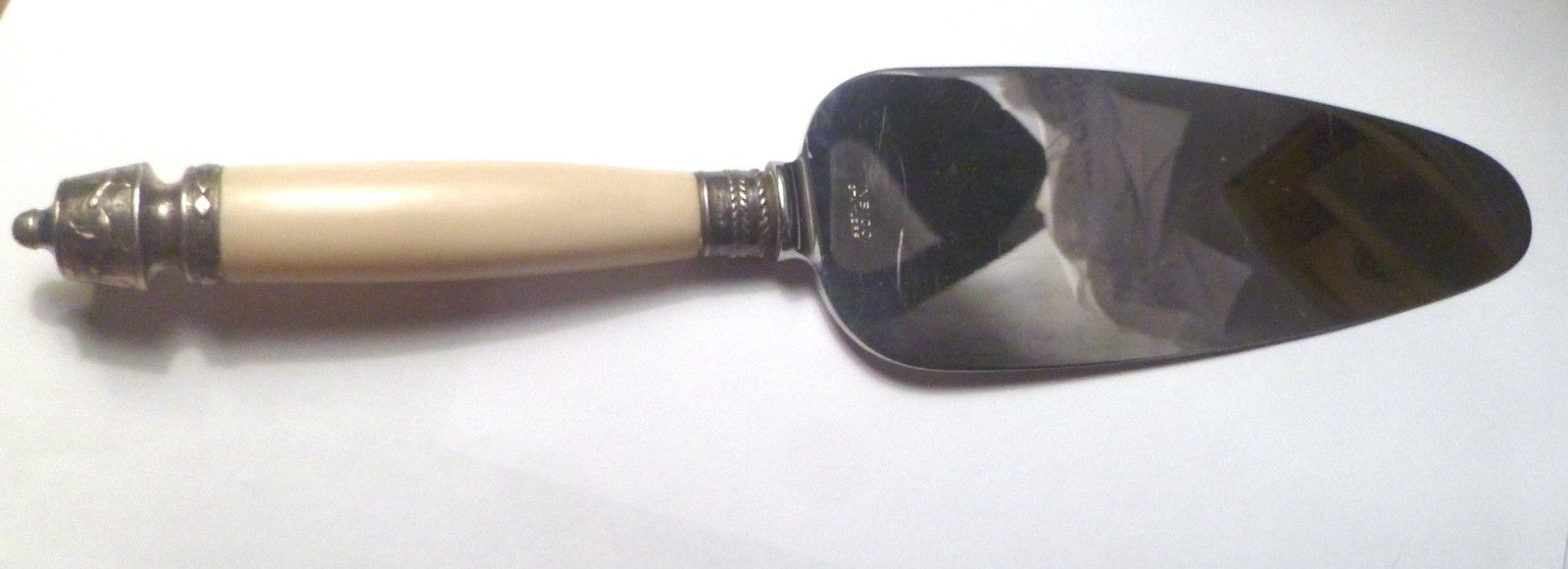 Insico Sterling Silver Bone Handle Cake Pie Server 10.5"