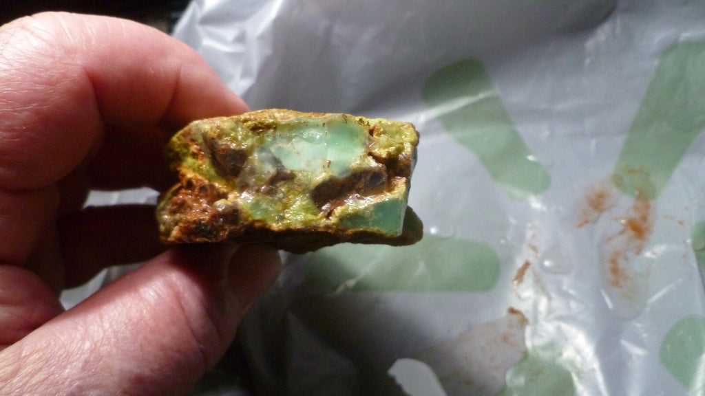 Chrysoprase Rough Stone Rare Apple Green Gemstone Lapidary Cabs 208g Australia