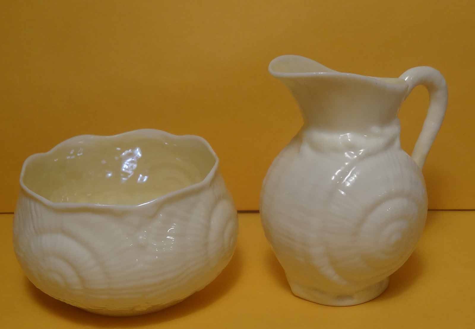CUTE! BELLEEK Snail Pattern Creamer Sugar Mark 1955 - 65 IRELAND Fermanagh