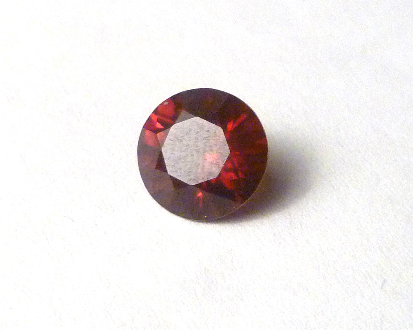 Spessartine,RED Garnet 2.33ct (8.2mm) Gemstone, Loose Spessertitte