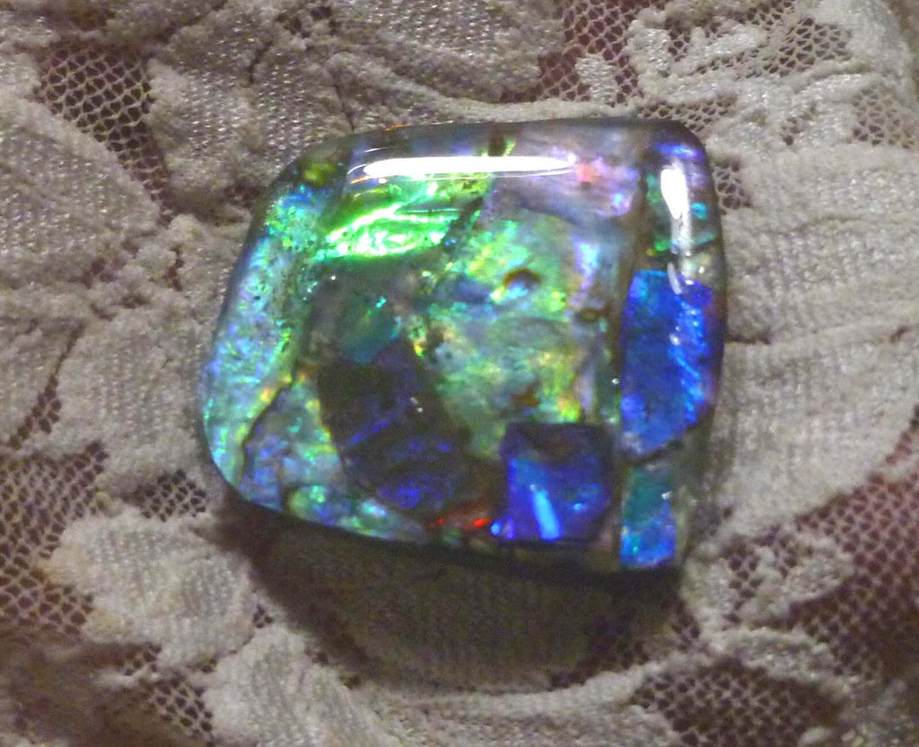 40.5ctd Multi Colors AMMOLITE GEM! Gemstone Amazing Colors! 32x31mm