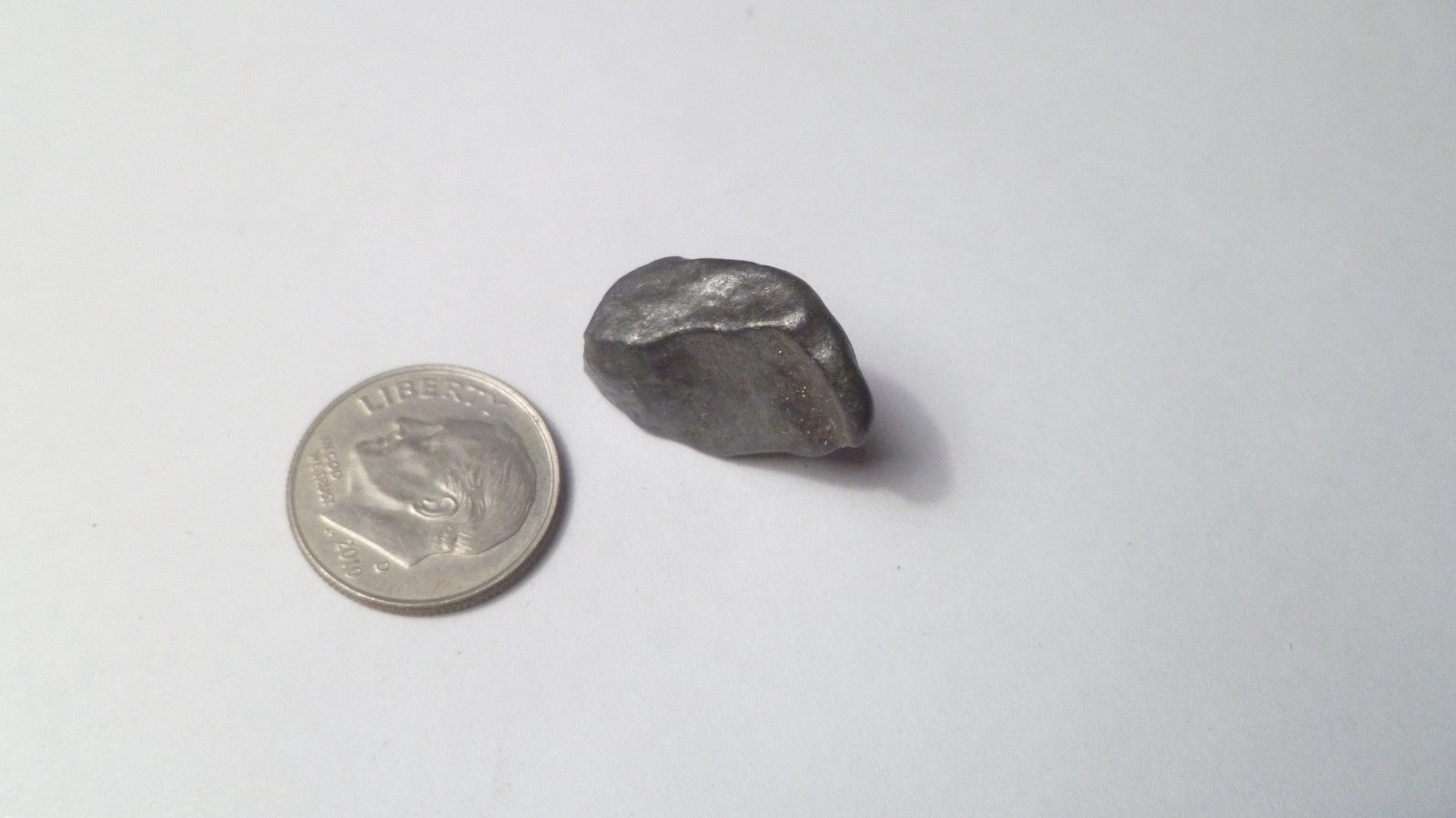 Iron Space Rock Meteor 4.5 BILLION YR METEORITE Nan Dan 4.0g