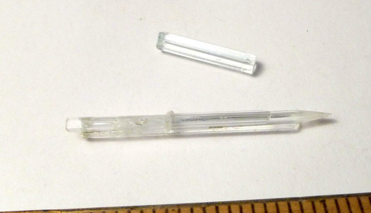 4.1 carats Natural Aquamarine Crystals March Birthstone 40mm