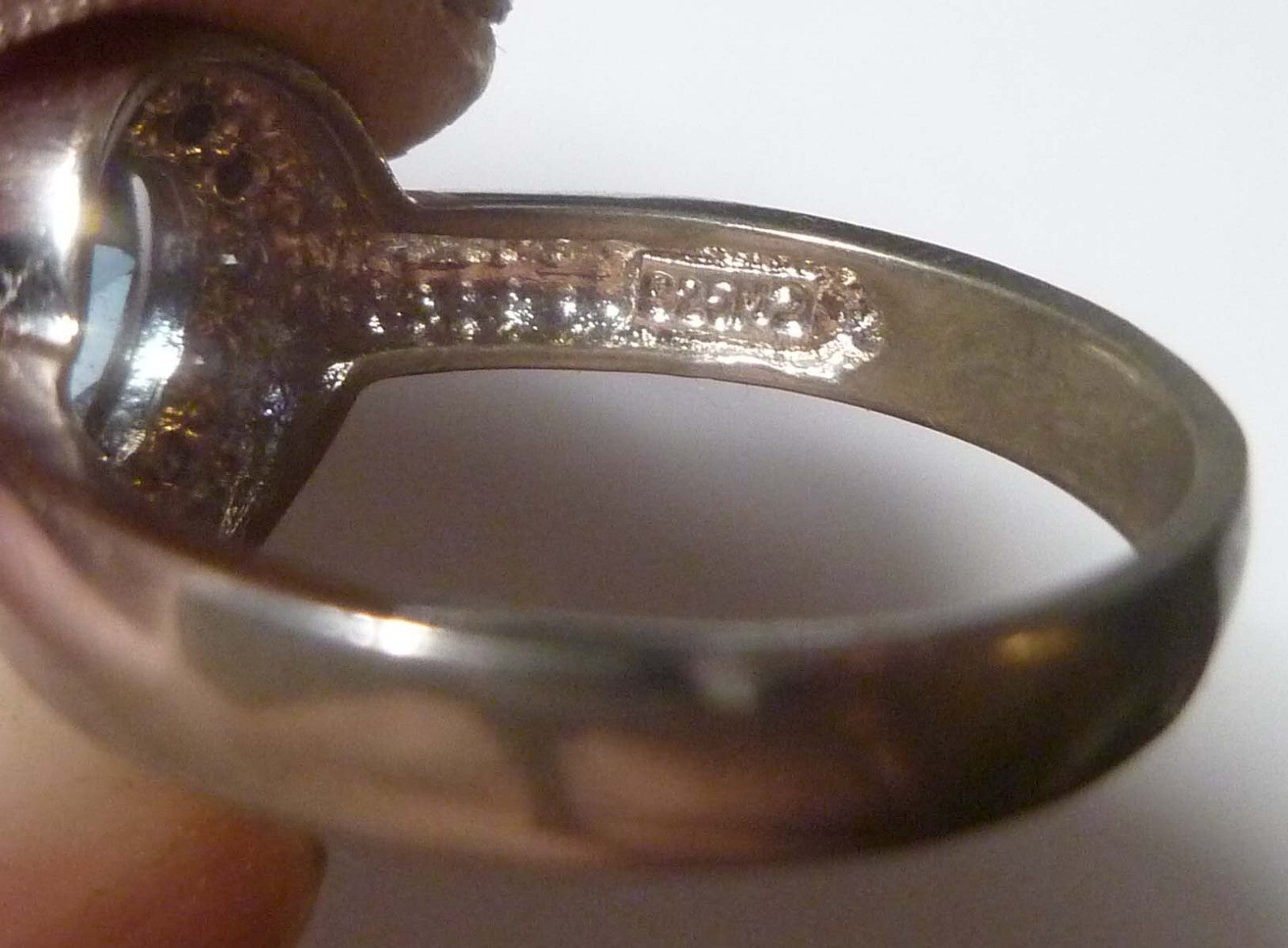 Blue TOPAZ RING Sterling Silver .925 & Size 8 White Topaz Accents