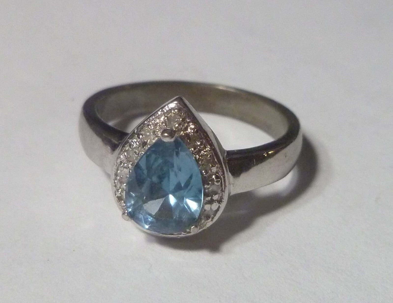 Blue TOPAZ RING Sterling Silver .925 & Size 8 White Topaz Accents