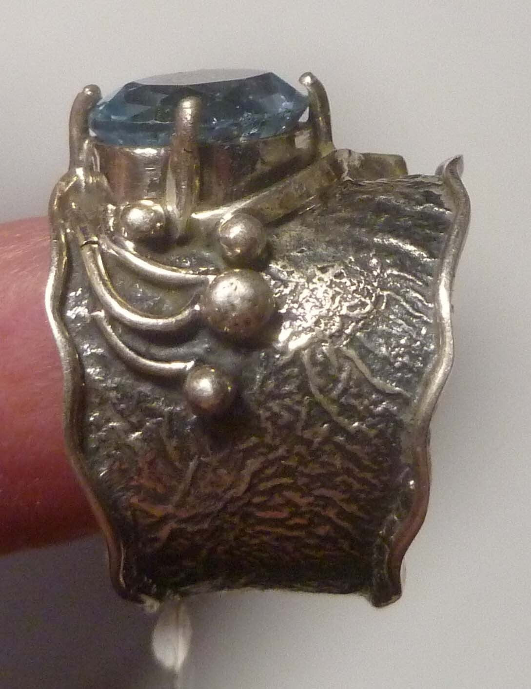 Blue Topaz RING Sterling Silver .925 Textured Design Size 9