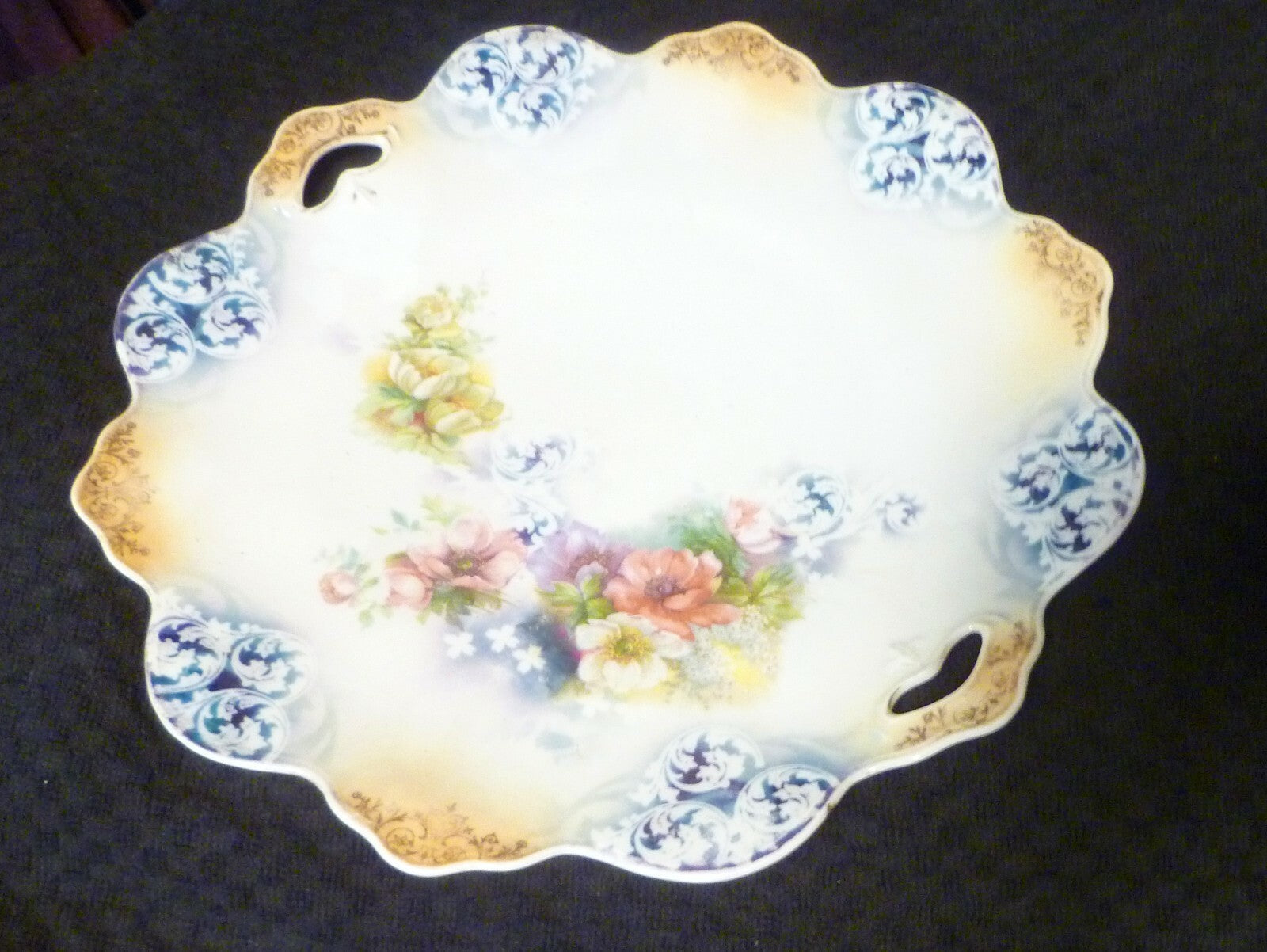 Red Mark Antique RS Prussia Iridescent Roses Gold Serving Cabinet Plate PERFECT