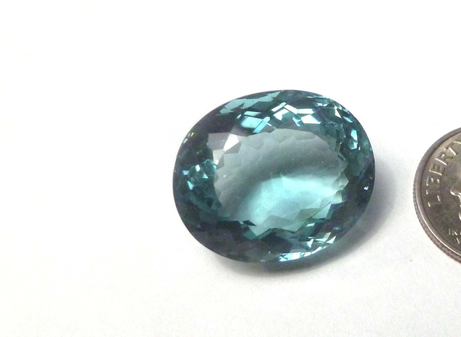23.3cts Stunning Blue Quartz Gemstone 20x17mm