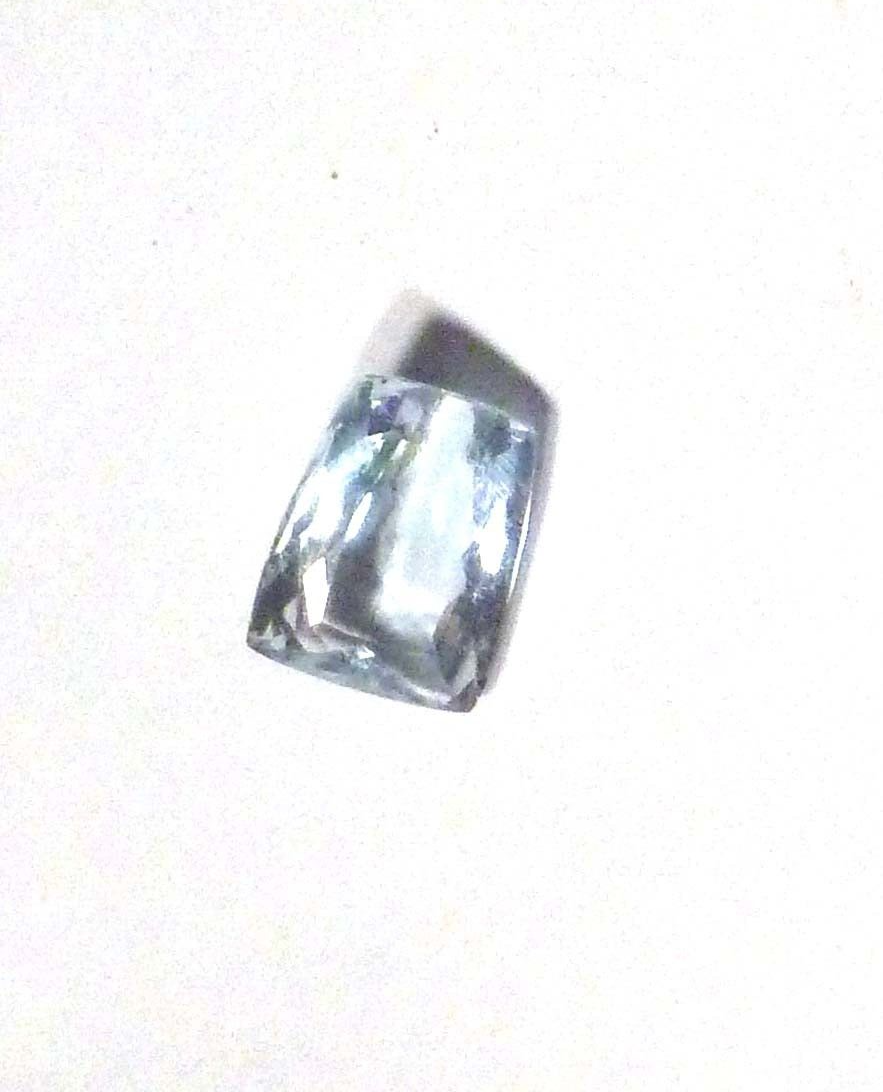 2.80cts Stunning Natural Aquamarine Tapered Cushion Shape Gemstone 10x8