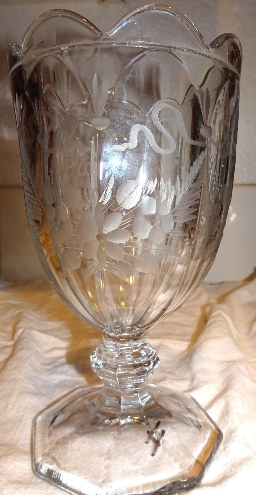 Heisey Glass Vase,  Etched Flowers, United States 7.5" tall