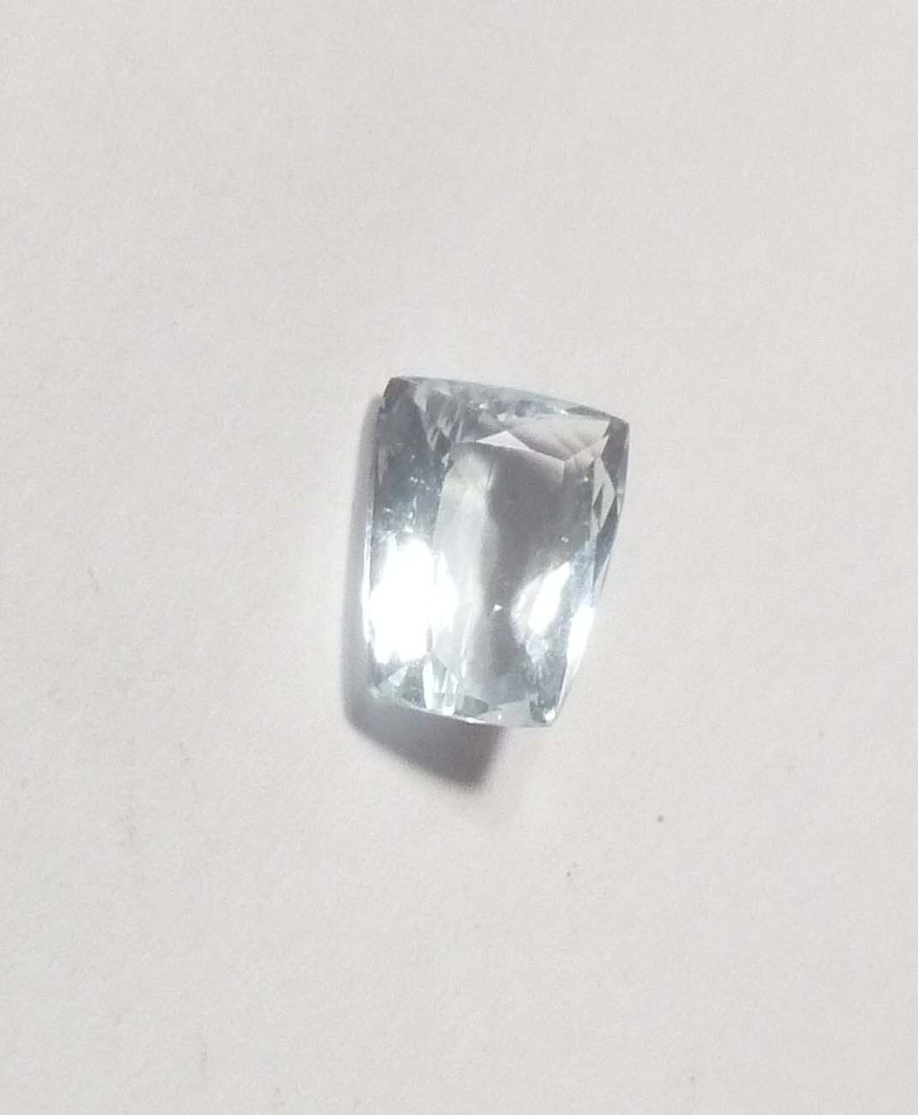 2.80cts Stunning Natural Aquamarine Tapered Cushion Shape Gemstone 10x8