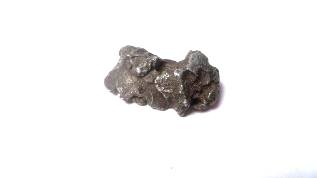 Sikhote-Alin Iron Meteorite Shrapnel Fragment 11.89g